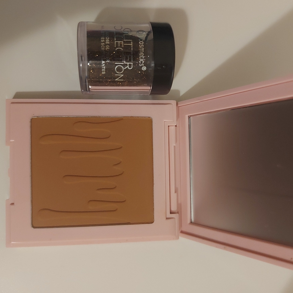 Bundle - Picture 4 of 11